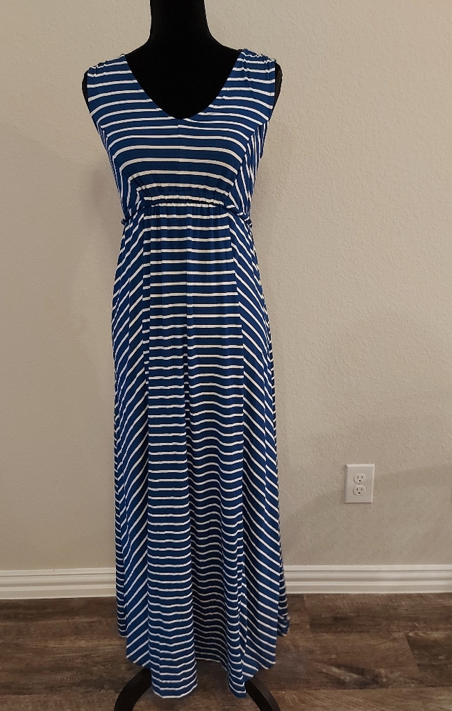 Maternity Dress (NWT)